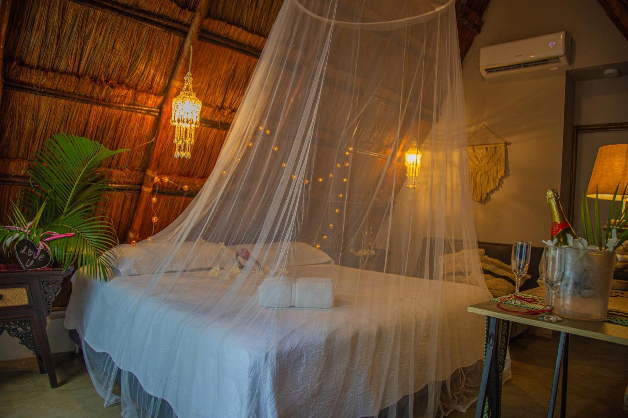 Namaste Beach Club & Hotel Playa Punta Arena Exterior foto